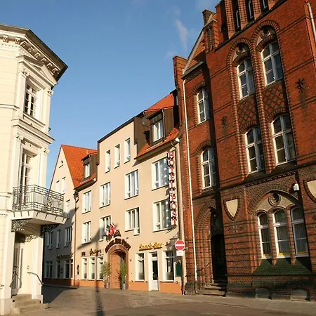 Altstadt Zur Post Hotel 4*